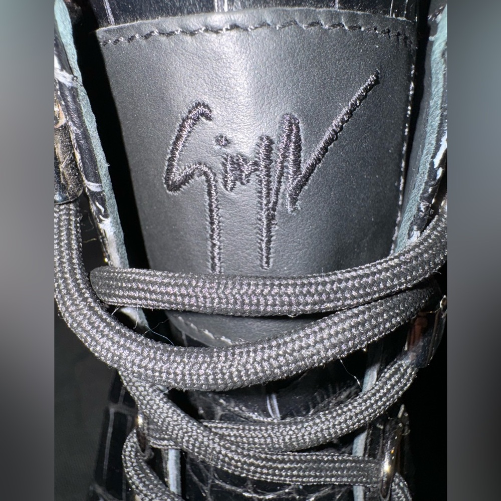Giuseppe Zanotti Men’s leather boots - Picture 6 of 11